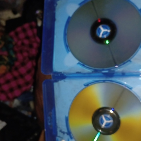 Dwayne Johnson SKYSCRAPER - Picture 6 of 6